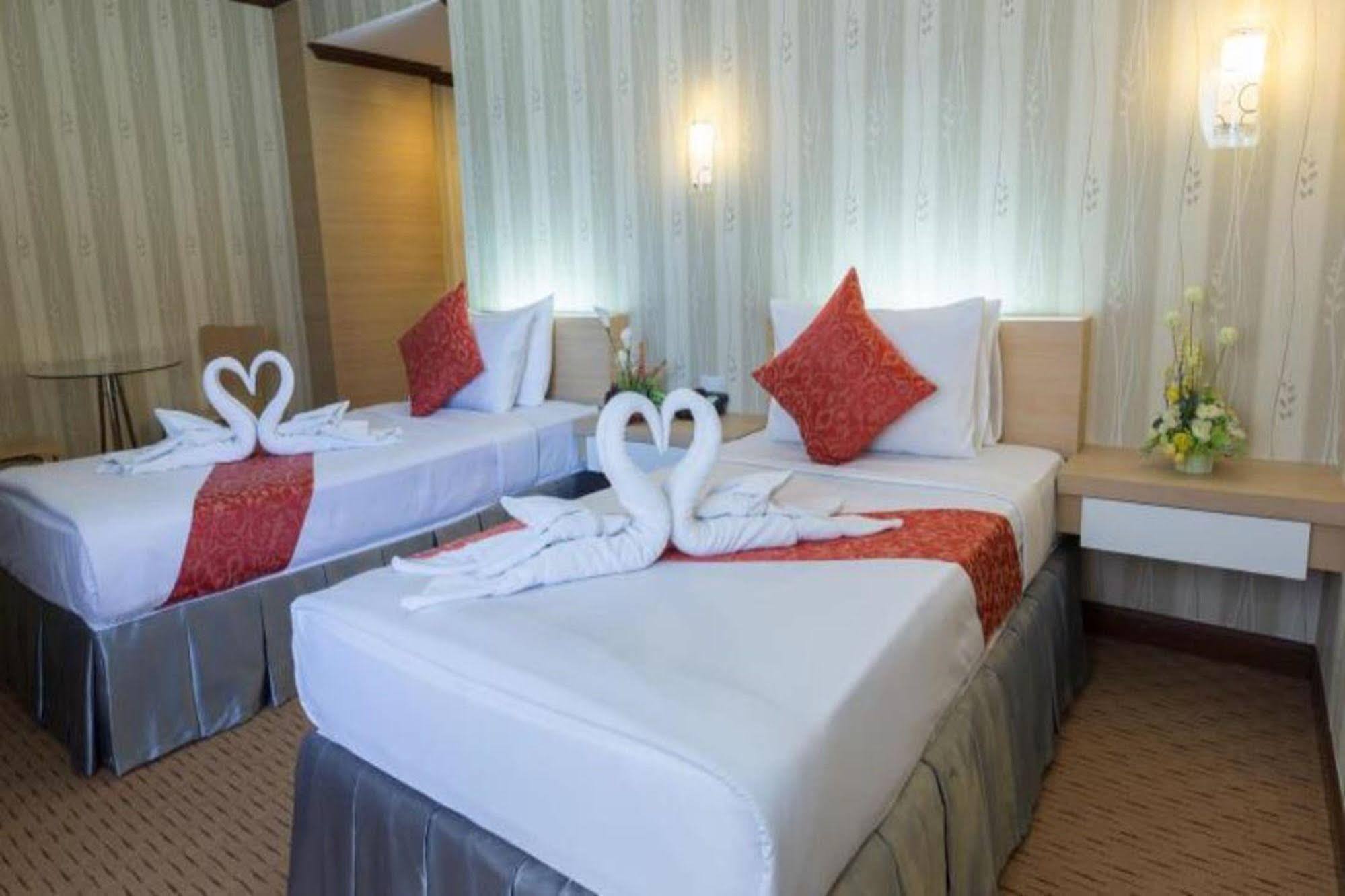 Nakhonratchasima Korat Hotel - Sha Plus מראה חיצוני תמונה